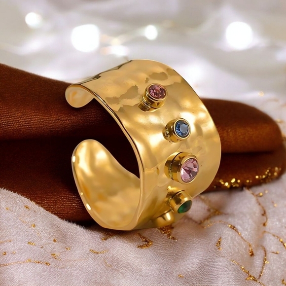 ποΈ18K Gold Plated Adjustable Ring | Hammered Finish | Colorful CZ Gemstones β¨ - Picture 11 of 16